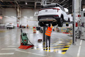 Лукашенко потребовал от «Белджи» начать делать полностью белорусский автомобиль