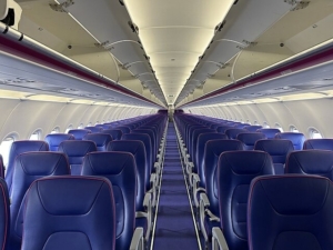 Самолет «Уральских авиалиний» вернулся в Петербург из-за неубранного шасси