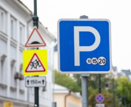 Власти Петербурга отказались повышать тарифы на платную парковку