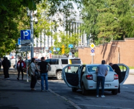 В Петербурге предложили отменить плату за парковку для водителей-инвалидов