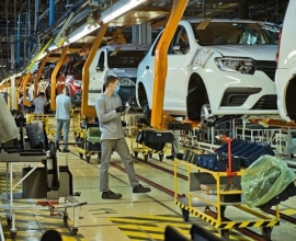 АвтоВАЗ раскрыл дату старта продаж LADA Azimut