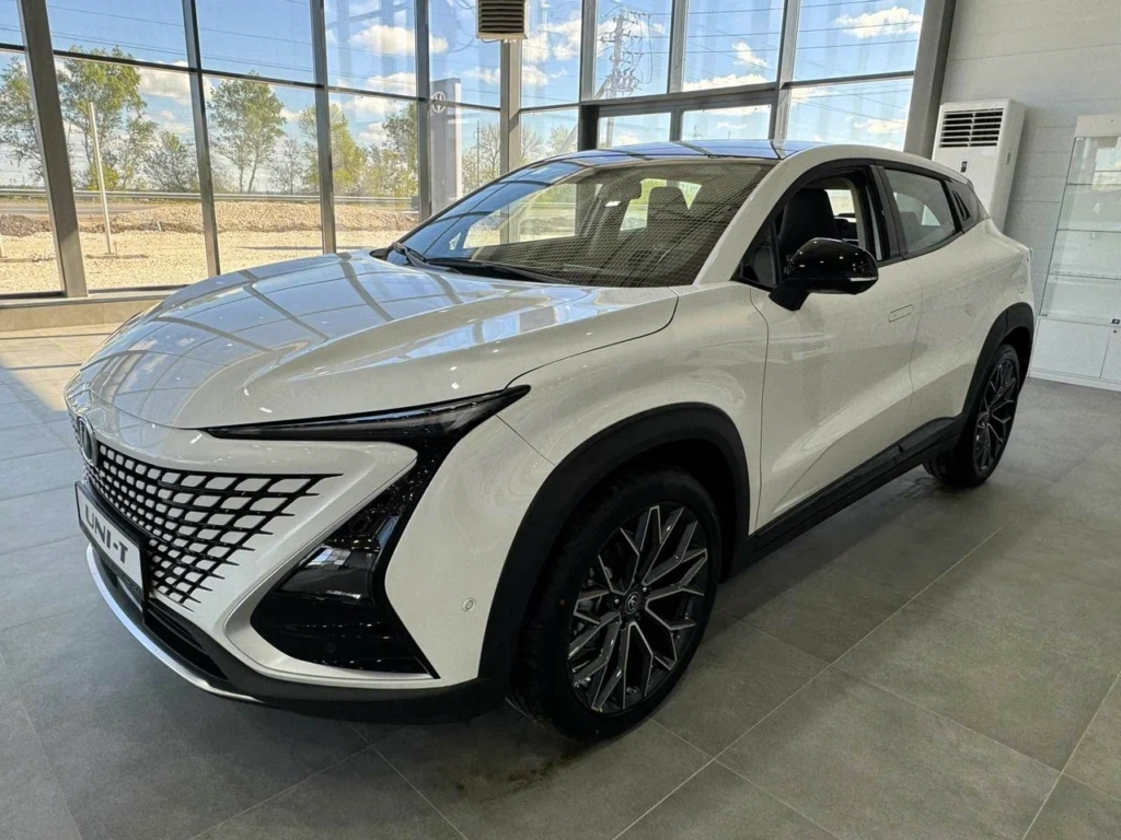 Стало известно, какие марки машин больше всего подорожали в ноябре