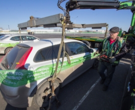 В Петербурге с 2026 года возрастет плата за эвакуацию легковых автомобилей
