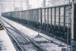 В Бурятии 22 вагона сошли с рельсов, повреждено 250 метров пути