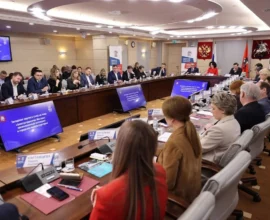 В Московской городской Думе обсудили развитие электротранспорта и зарядной инфраструктуры столицы