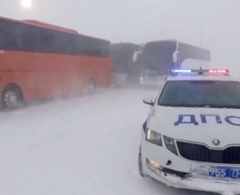 Снегопад парализовал движение на трассе Чита – Забайкальск