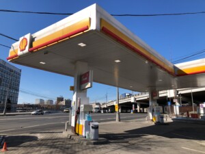 В Краснодарском крае закрылись 120 АЗС из-за нехватки топлива