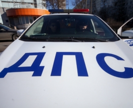 В Москве автомобиль Aurus с Леонидом Слуцким столкнулся с мотоциклом